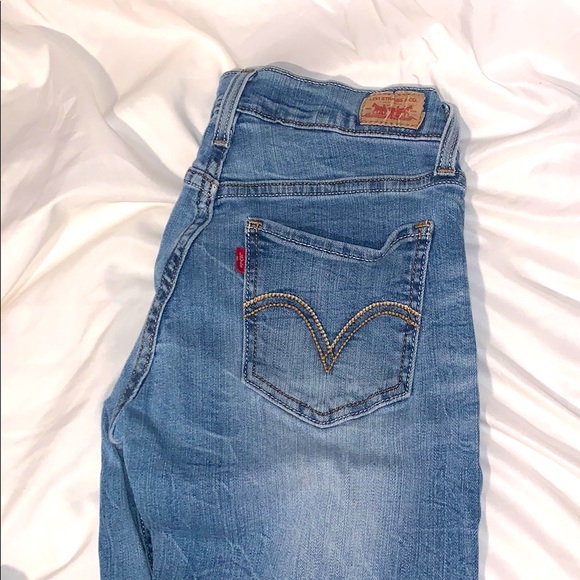 Levi jeans - Picture 1 of 4